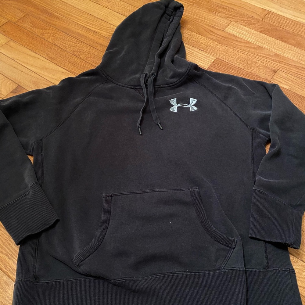 Under Armour  charged cotton storm hooded sweater. Size M. Cold gear. Black.